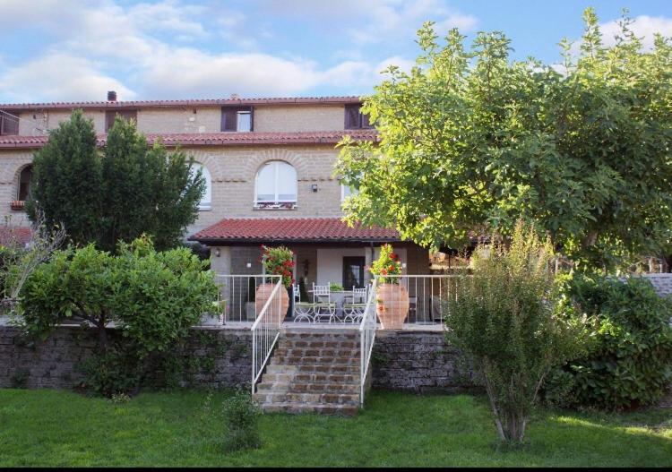 Favoloso Appartamento In Villa Monterosi Ngoại thất bức ảnh